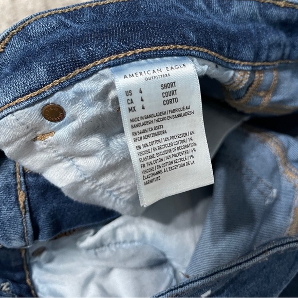 American eagle mom jeans, size 4 - Picture 5 of 5
